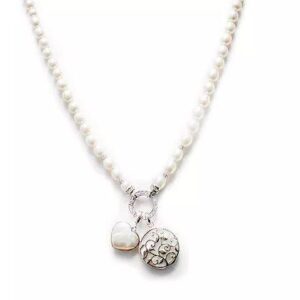 heart stone pendant with pearl necklace