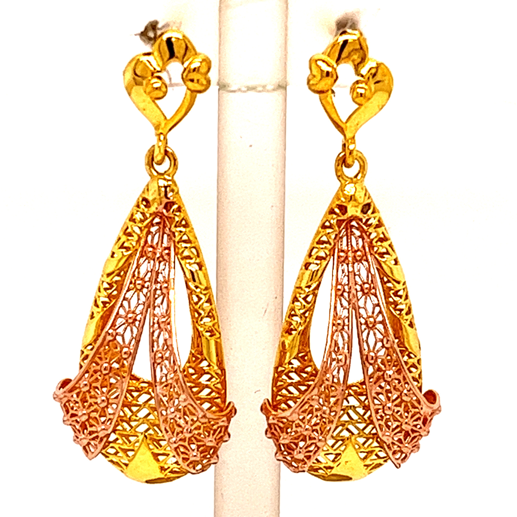 Golden Fountain Long gold Earrings