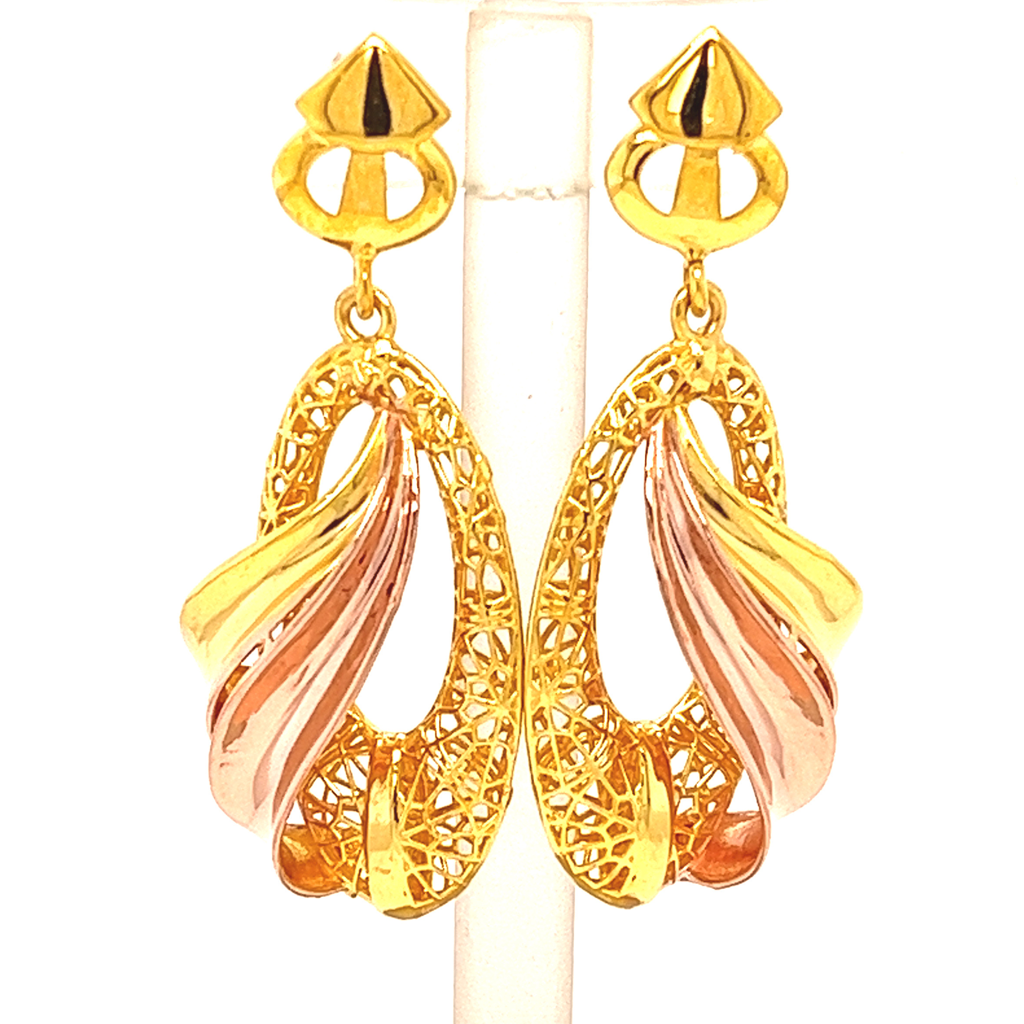 Esa Long gold Earrings