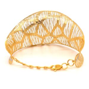 18K Gold Stunning Ladies Bracelet