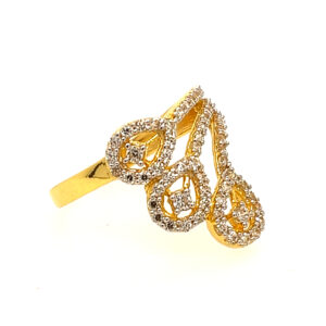 22k Yellow Gold Stunning CZ Ring