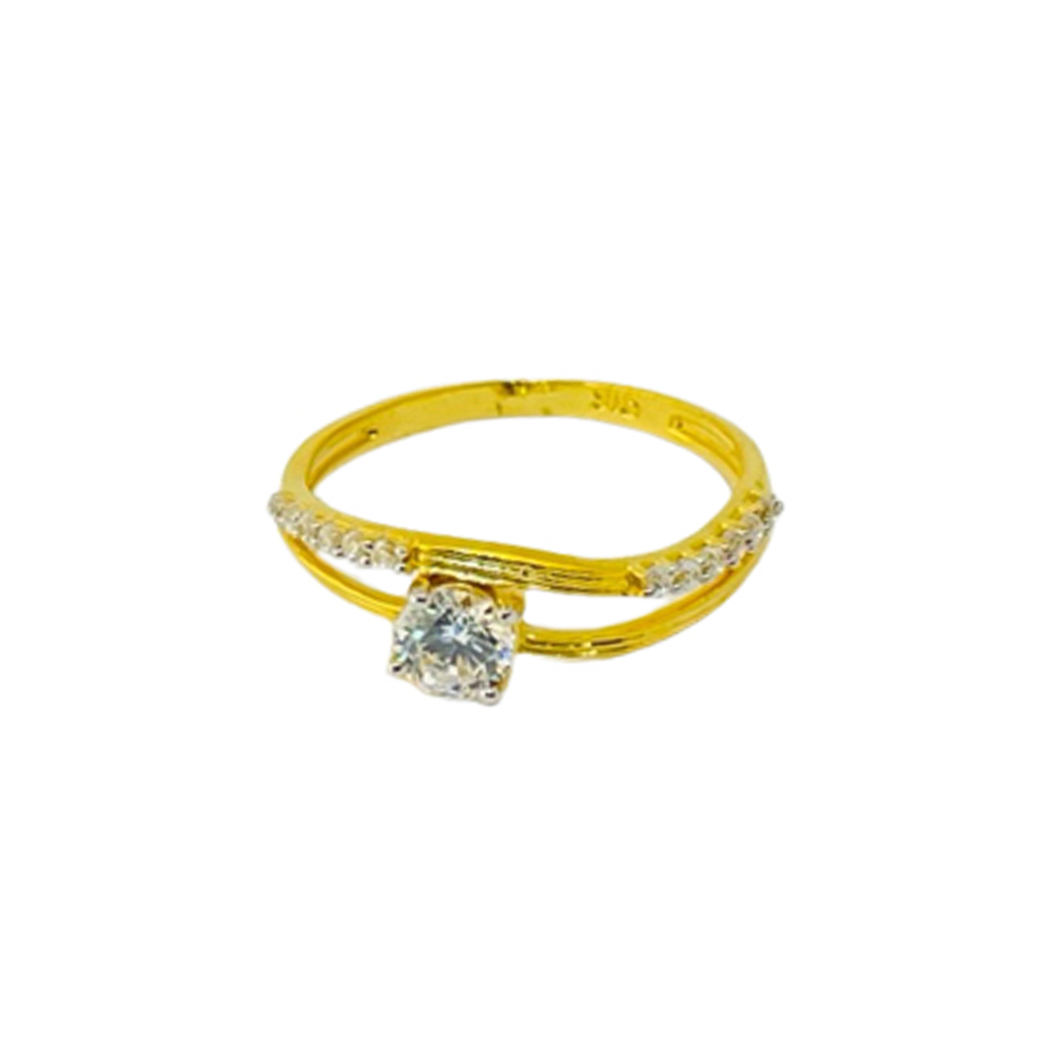 22k Yellow Gold Glittering CZ Ring