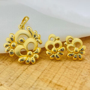 22k Gold Plain Exclusive Pendant Set