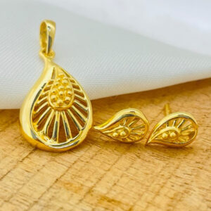 22k Gold Plain Leaf Pendant Set