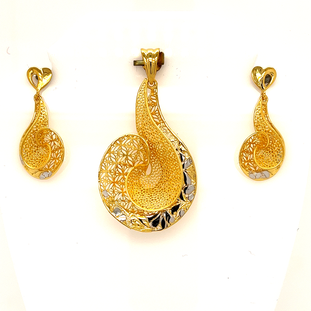 22k gold turkish charming pendant set