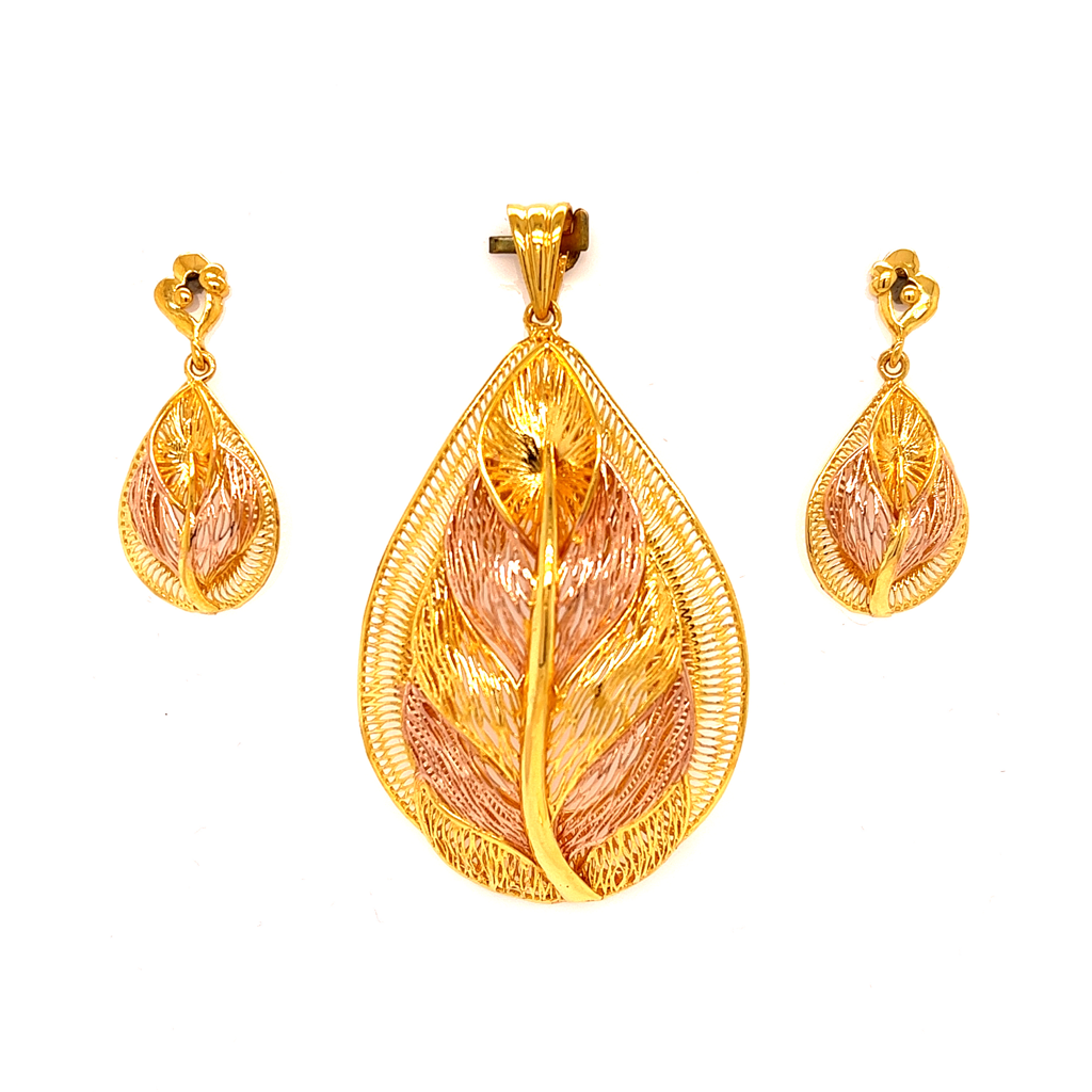 22k gold turkish delanie pendant set