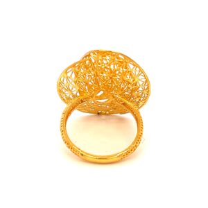 22k gold clur ring