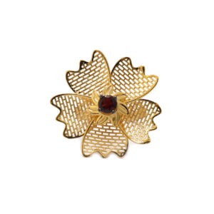 22k yellow gold red garnate floral ring