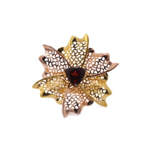 22k yellow gold red garnate floral ring