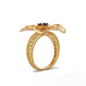 22k yellow gold black onyx flower ring
