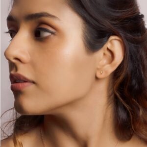 Golden alluring stud earrings