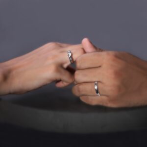 Silver rhomb couple band