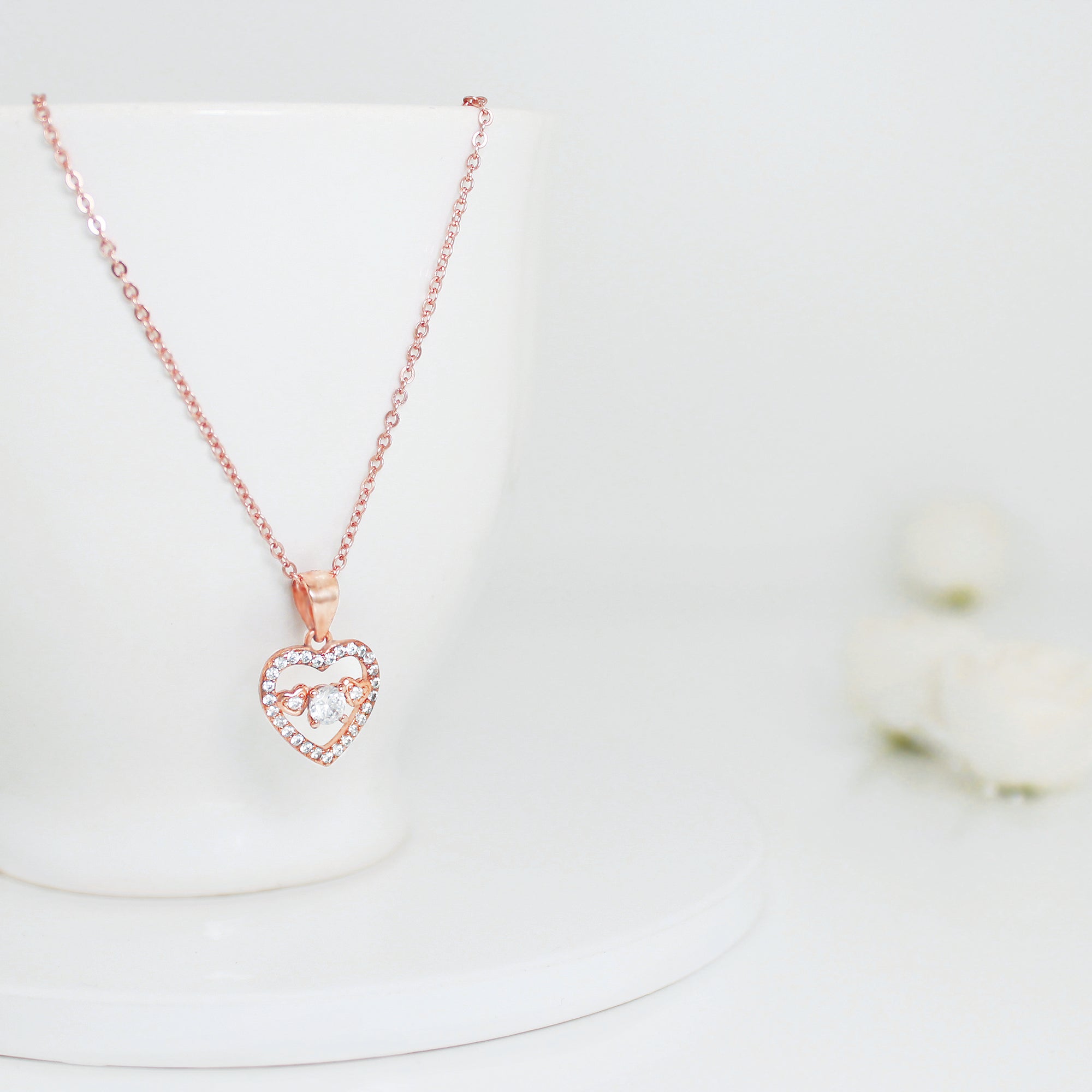 Rose gold love heart pendant with link chain - Image 3