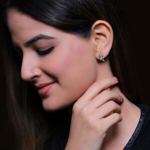Silver leaf earrings