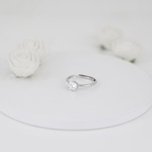 Silver zircon vintage ring