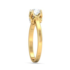18K Gold Stunning Design Ring