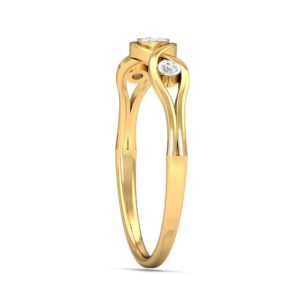 18K Gold Dazzling Diamond Ring