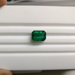 4.16ct emerald green emerald-panna