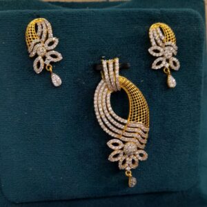 Ethnic Design Gold Pendant Set