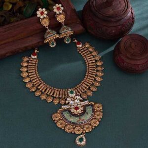 916 Antique Set And Earing