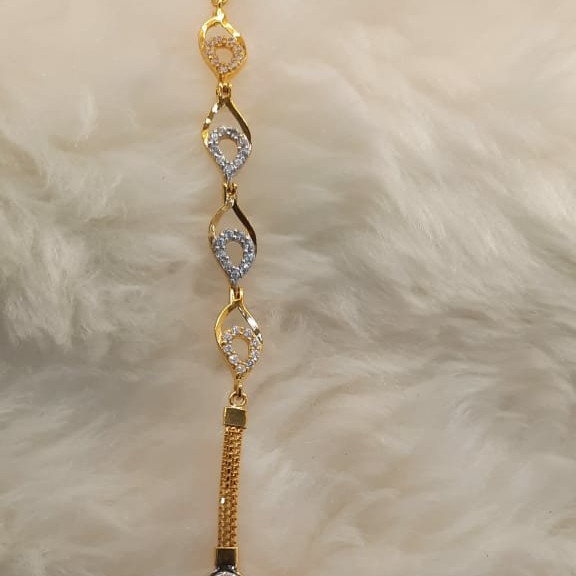 22kt Gold Fancy Lucky