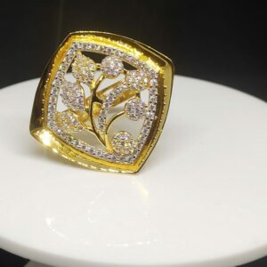 916 Gold Fancy LR Ring