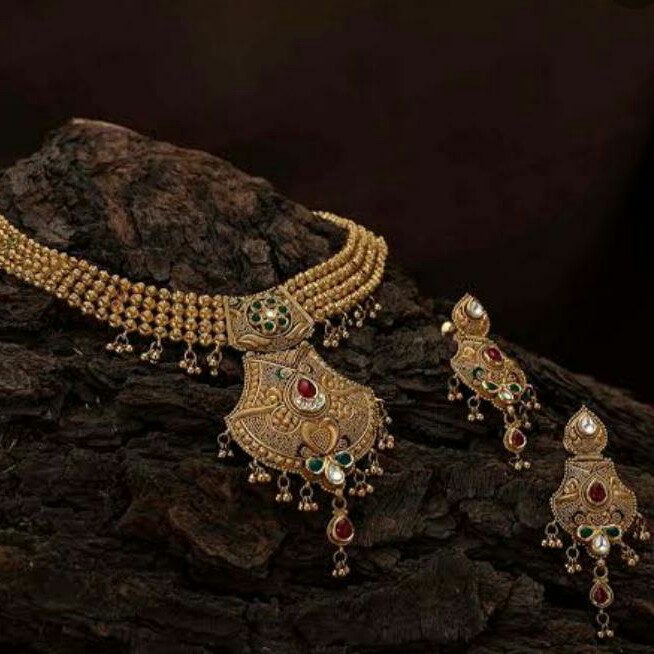 916 Gold Jadtar set