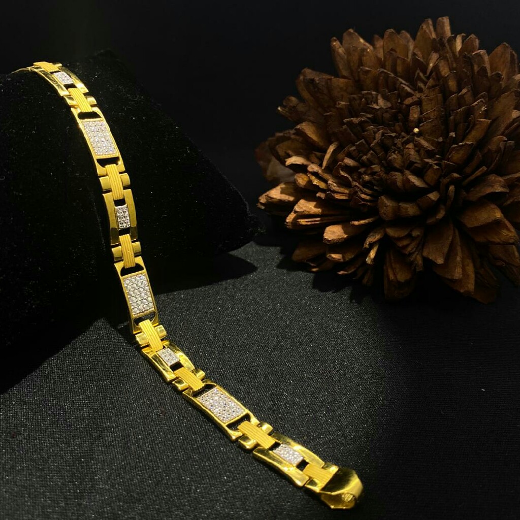 22kt gold  casting lucky collection