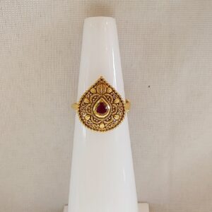 22 CRT 916 Hallmark Antique Ring
