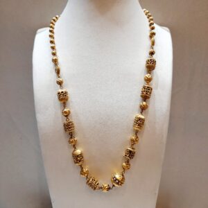 22 CRT 916 Hallmark Antique Mala