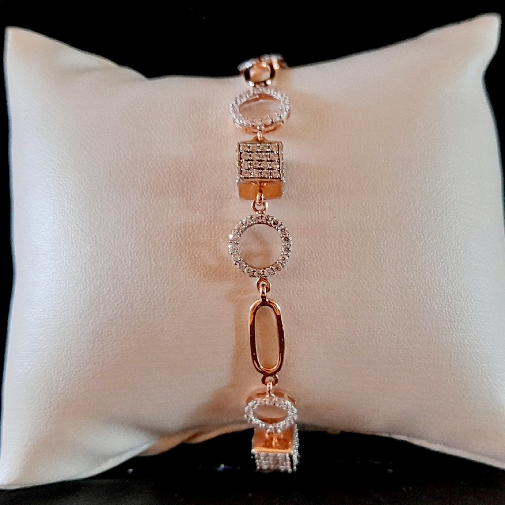 18 CRT Hallmark Rose Gold Lucky