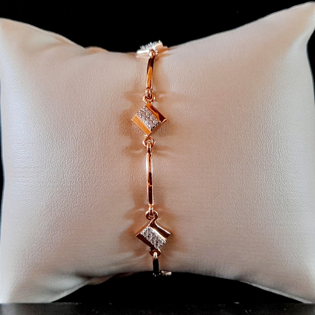 18 CRT Hallmark Rose Gold Lucky
