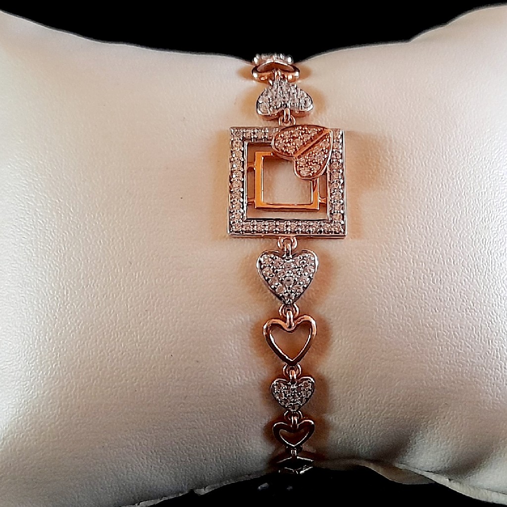 18 CRT Hallmark Rose Gold Lucky