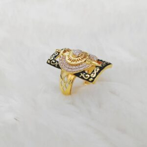 Gold cz ring