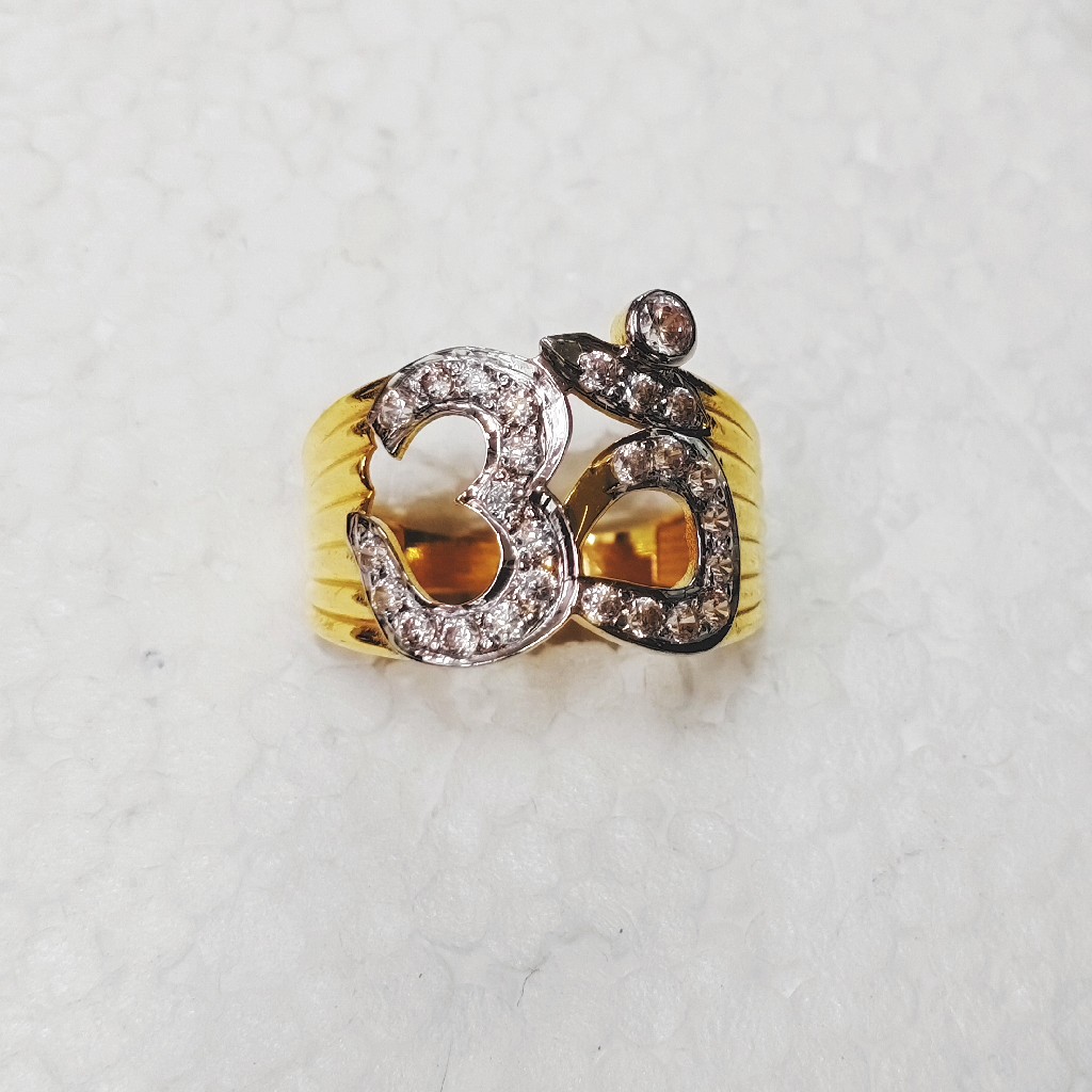 Om ring