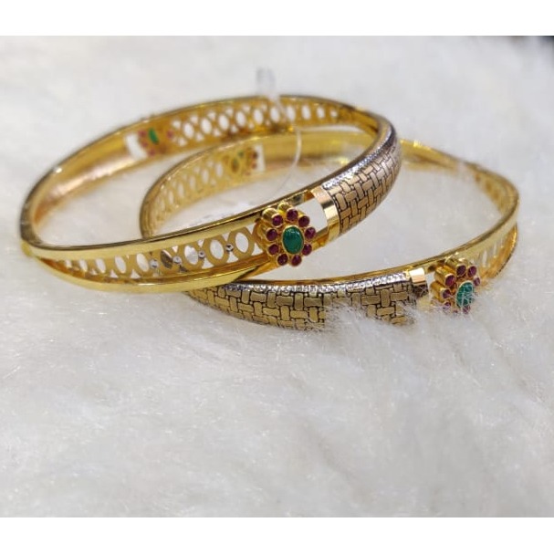 Gold Classic Bangle GJ-7894