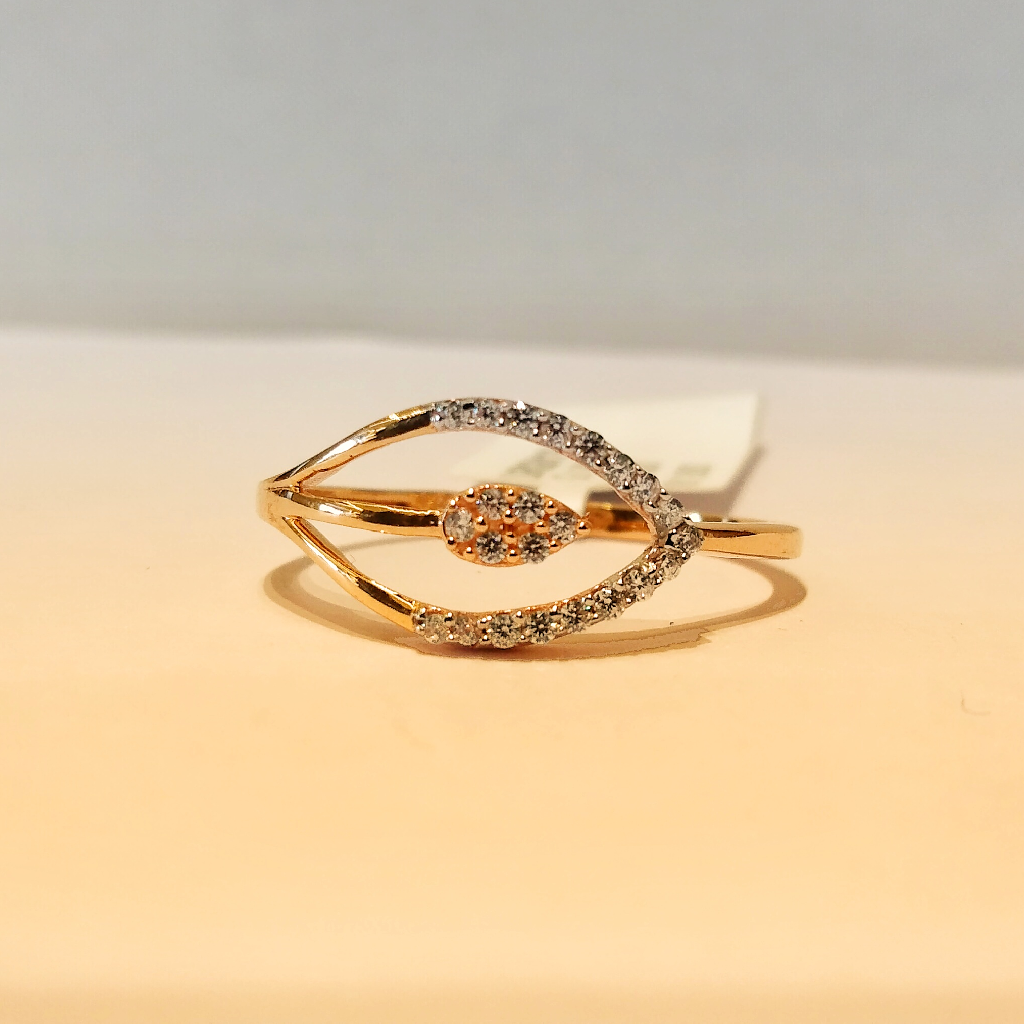 18k Rose Gold butterfly Ladies Ring - Image 2