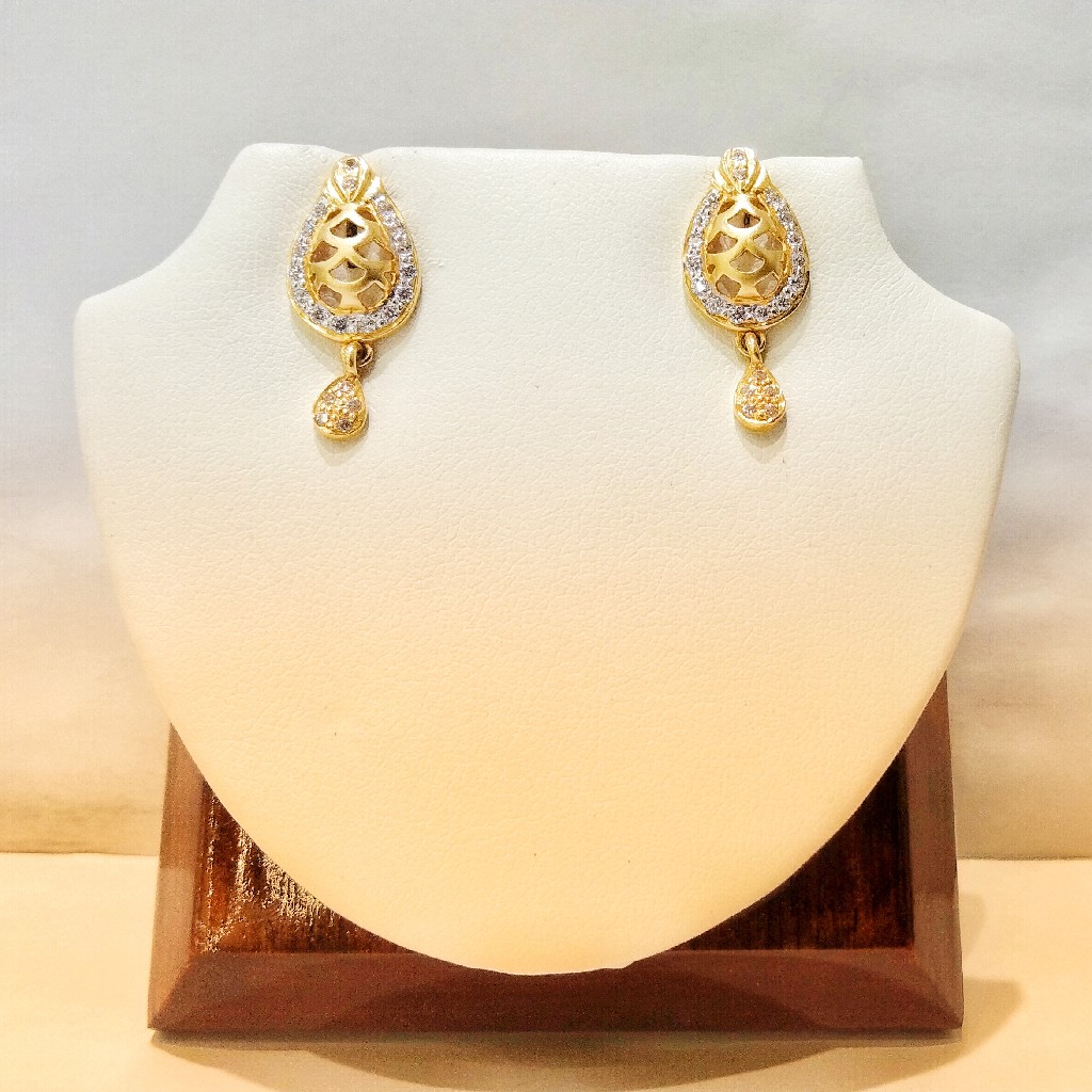 Gold 916 Hallmark Diamond Design Earrings For Women