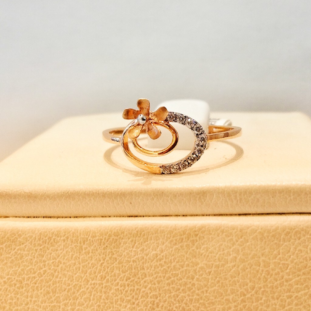 Real Diamond Classic Style Light Weight Ladies Ring