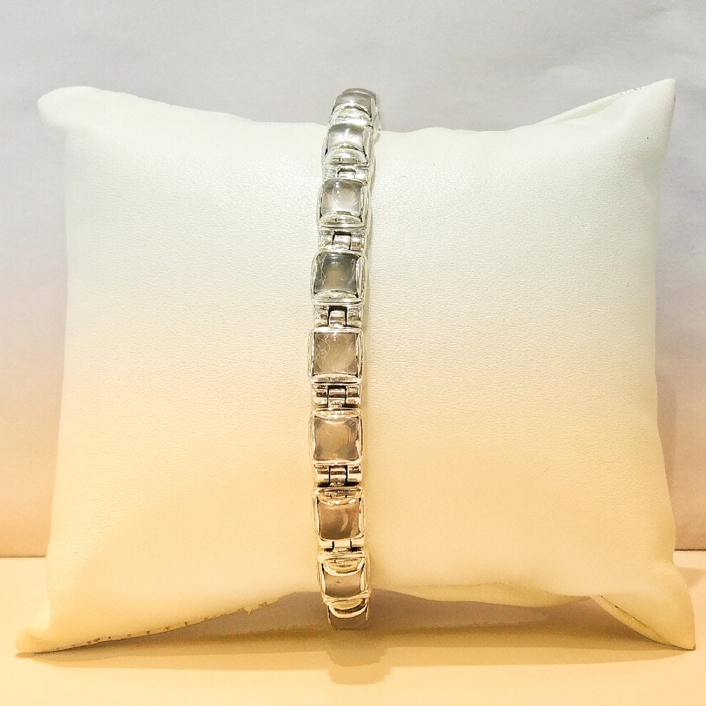 925 Sterling Silver white stone Fancy Jeats Lucky