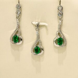 925 Sterling Silver Stylish Designs Of Emerald Pendant Set
