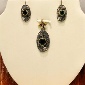 925 Sterling Silver Antique Green Stone Pendant Set