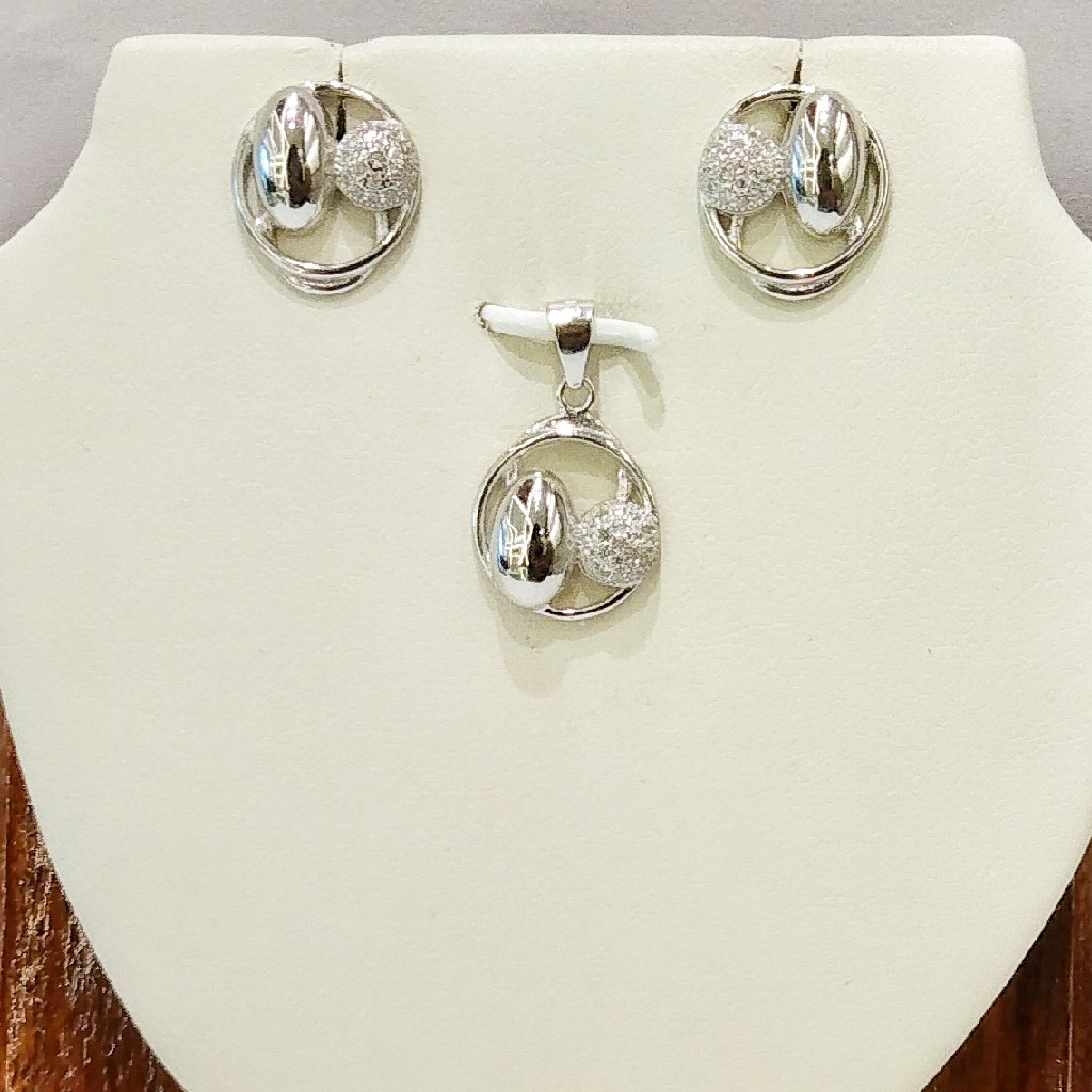 925 Sterling Silver Classic Rodium Polish Pendant Set