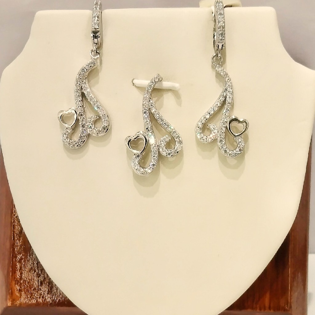 925 Sterling Silver Diamond Pendant Set