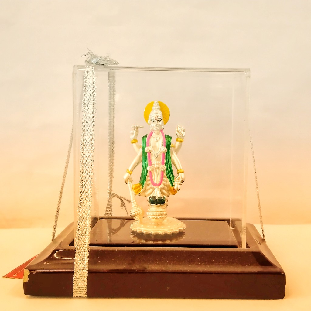 999 Emerald Satyanarayana Silver Idol