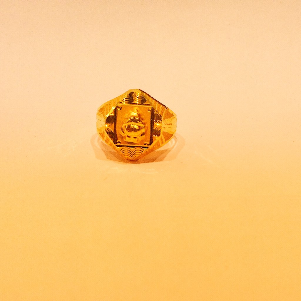 916 Hallmark light weight Gents Ring
