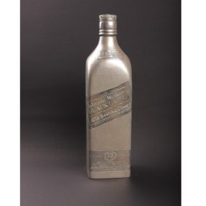 92.5 Pure Stylish Silver Bottle In Fine Antique Carvings pJ-028