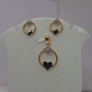 22k gold small heart pendent set