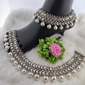 Silver Ladies Antique Oxidised Payals