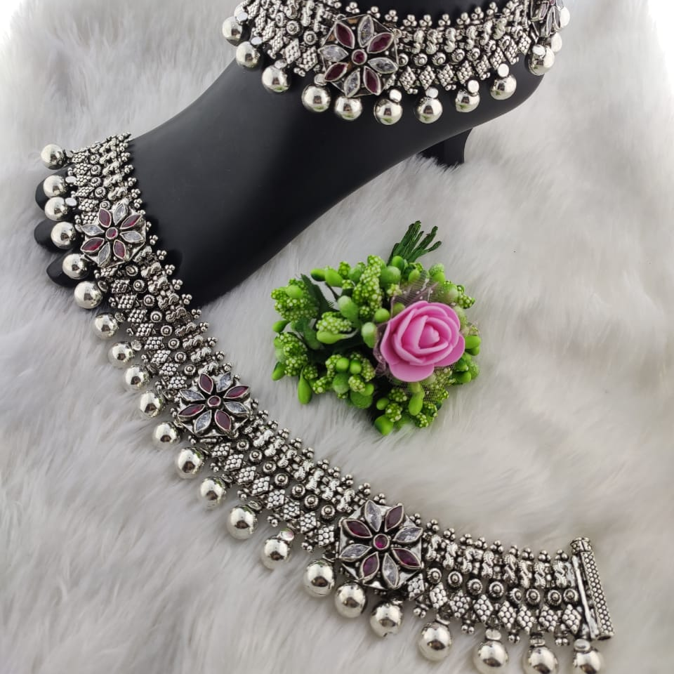 Silver Antique Ghughri Ladies Payal - Image 5